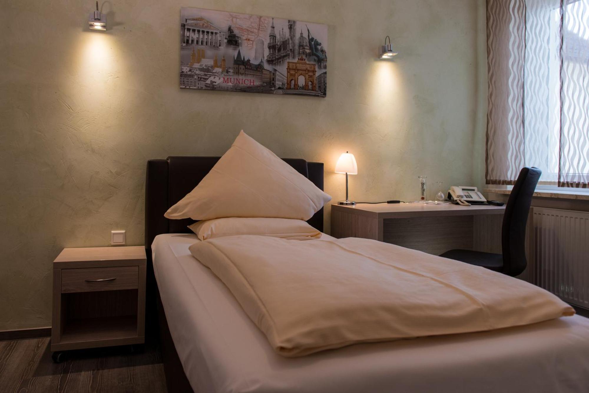 Ziegenbruch'S Gastronomie Hotel Spenge ภายนอก รูปภาพ