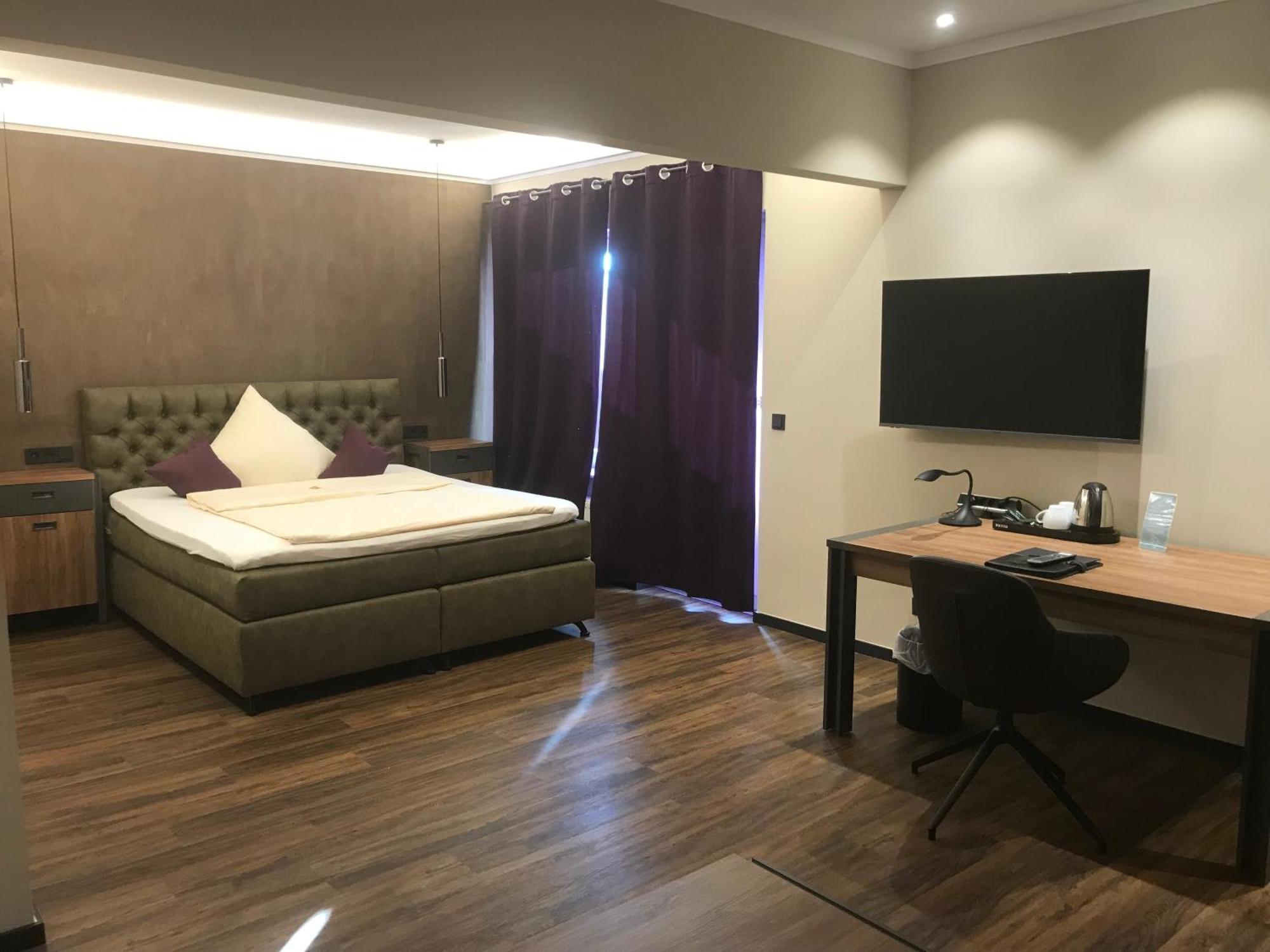 Ziegenbruch'S Gastronomie Hotel Spenge ภายนอก รูปภาพ